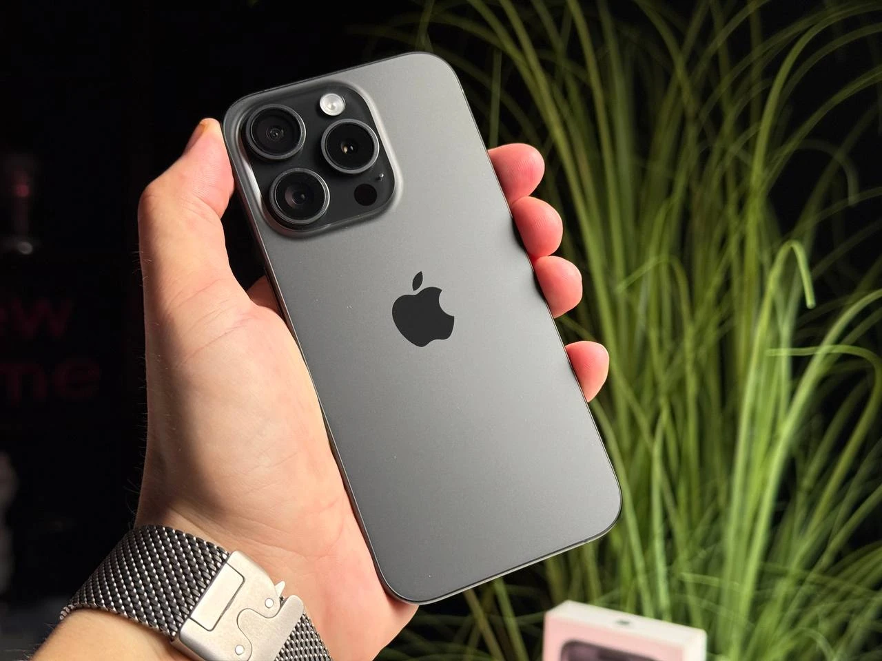 ВЖИВАНИЙ Б/У Apple iPhone 15 Pro 512GB Black Titanium (MTV73) - Состояние: идеальный | Аккумулятор: 89% | Комплектация: полный | Гарантія: 3 мес.