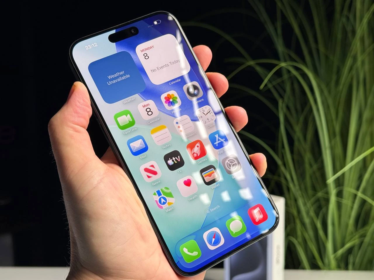 ВЖИВАНИЙ Б/У Apple iPhone 15 Pro Max 256GB Blue Titanium (MU7A3) - Состояние: хороший | Аккумулятор: 100% | Комплектация: полный | Гарантія: 3 мес.