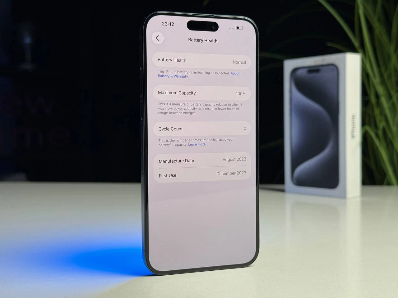 ВЖИВАНИЙ Б/У Apple iPhone 15 Pro Max 256GB Blue Titanium (MU7A3) - Состояние: хороший | Аккумулятор: 100% | Комплектация: полный | Гарантія: 3 мес.