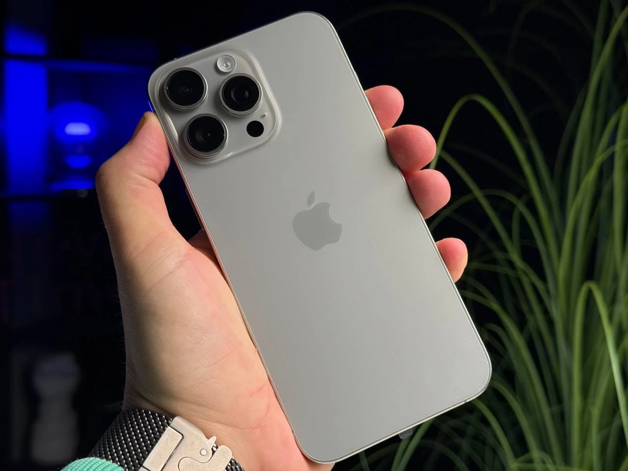 ВЖИВАНИЙ Б/У Apple iPhone 15 Pro Max 256GB Natural Titanium (MU793) - Состояние: хороший | Аккумулятор: 89% | Комплектация: полный | Гарантія: 3 мес.