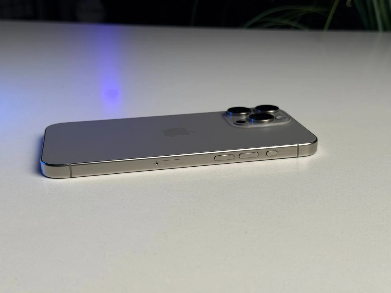 ВЖИВАНИЙ Б/У Apple iPhone 15 Pro Max 256GB Natural Titanium (MU793) - Состояние: хороший | Аккумулятор: 89% | Комплектация: полный | Гарантія: 3 мес.