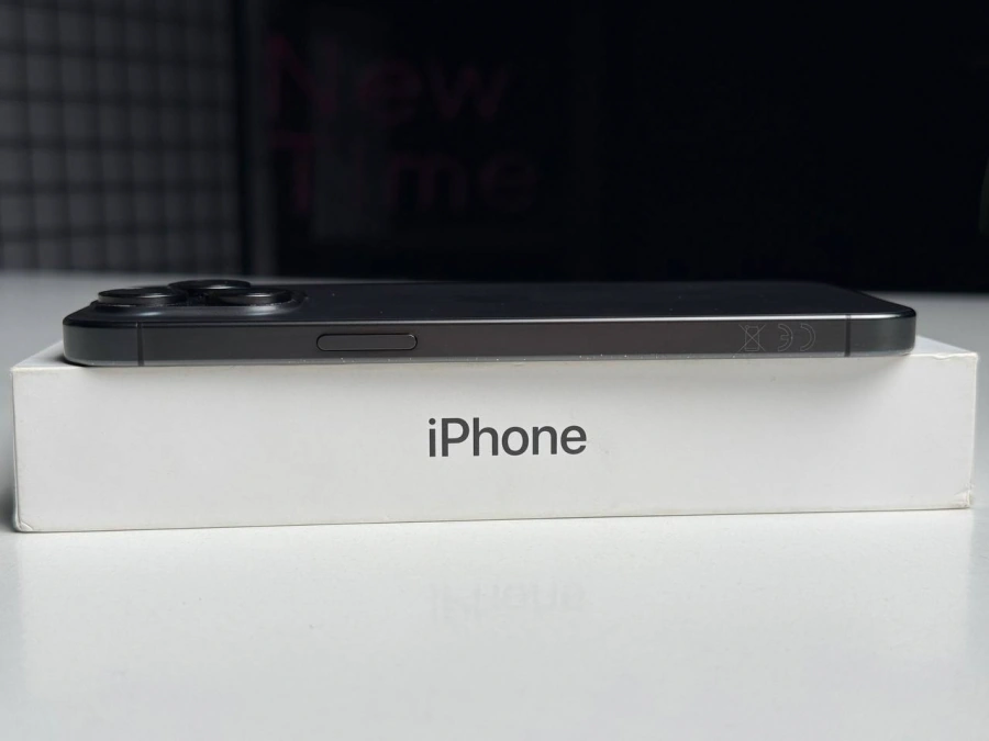 ВЖИВАНИЙ Б/У Apple iPhone 15 Pro Max 512GB Black Titanium (MU7C3) - Состояние: хороший | Аккумулятор: 87% | Комплектация: полный | Гарантія: 3 мес.
