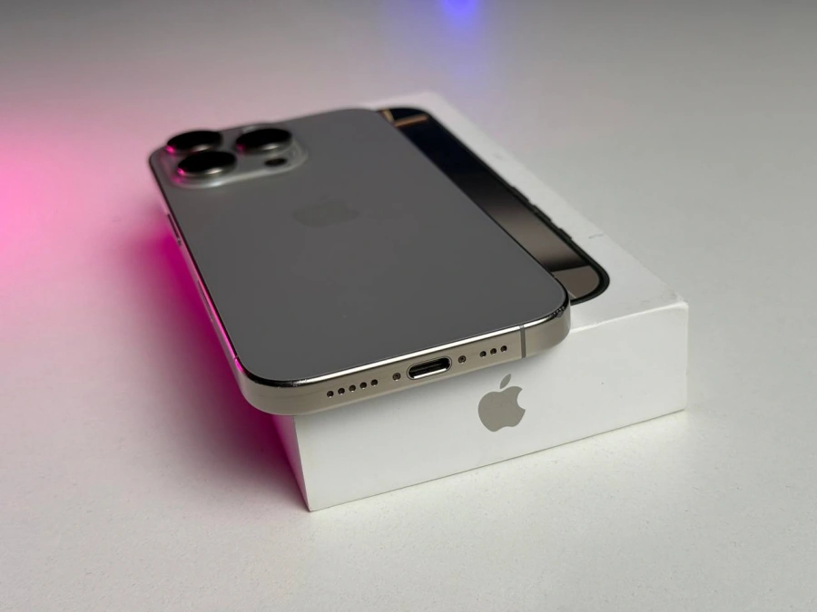ВЖИВАНИЙ Б/У Apple iPhone 16 Pro 128GB Natural Titanium (MYNG3) - Стан: задовільний | Акумулятор: 95% | Комплектація: повний | Гарантія: 3 міс.
