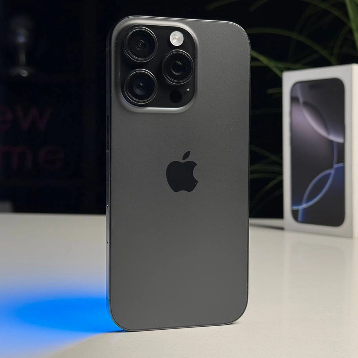 ВЖИВАНИЙ Б/У Apple iPhone 16 Pro 512GB Black Titanium (MYNM3) - Состояние: хороший | Аккумулятор: 98% | Комплектация: полный | Гарантія: 3 мес.