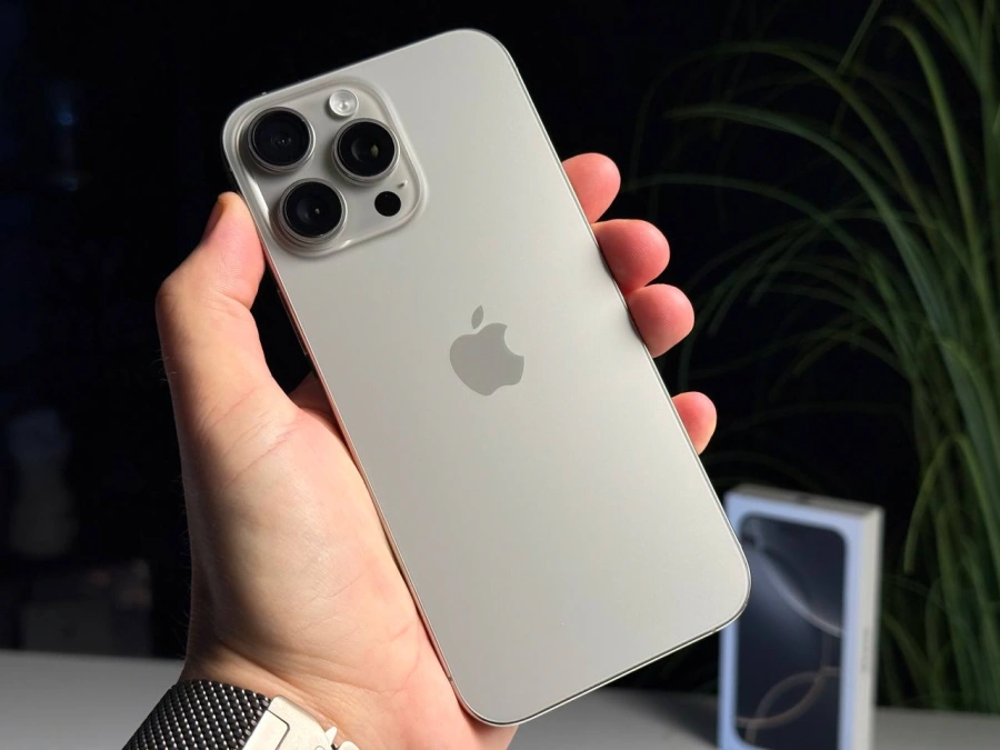 ВЖИВАНИЙ Б/У Apple iPhone 16 Pro Max 512GB Natural Titanium (MYX33) - Состояние: хороший | Аккумулятор: 92% | Комплектация: полный | Гарантія: 3 мес.