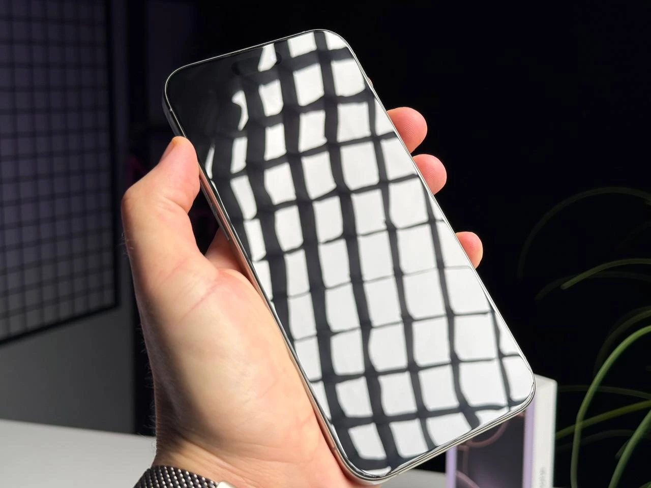 ВЖИВАНИЙ Б/У Apple iPhone 16 Pro Max 512GB Natural Titanium (MYX33) - Состояние: хороший | Аккумулятор: 93% | Комплектация: полный | Гарантія: 3 мес.