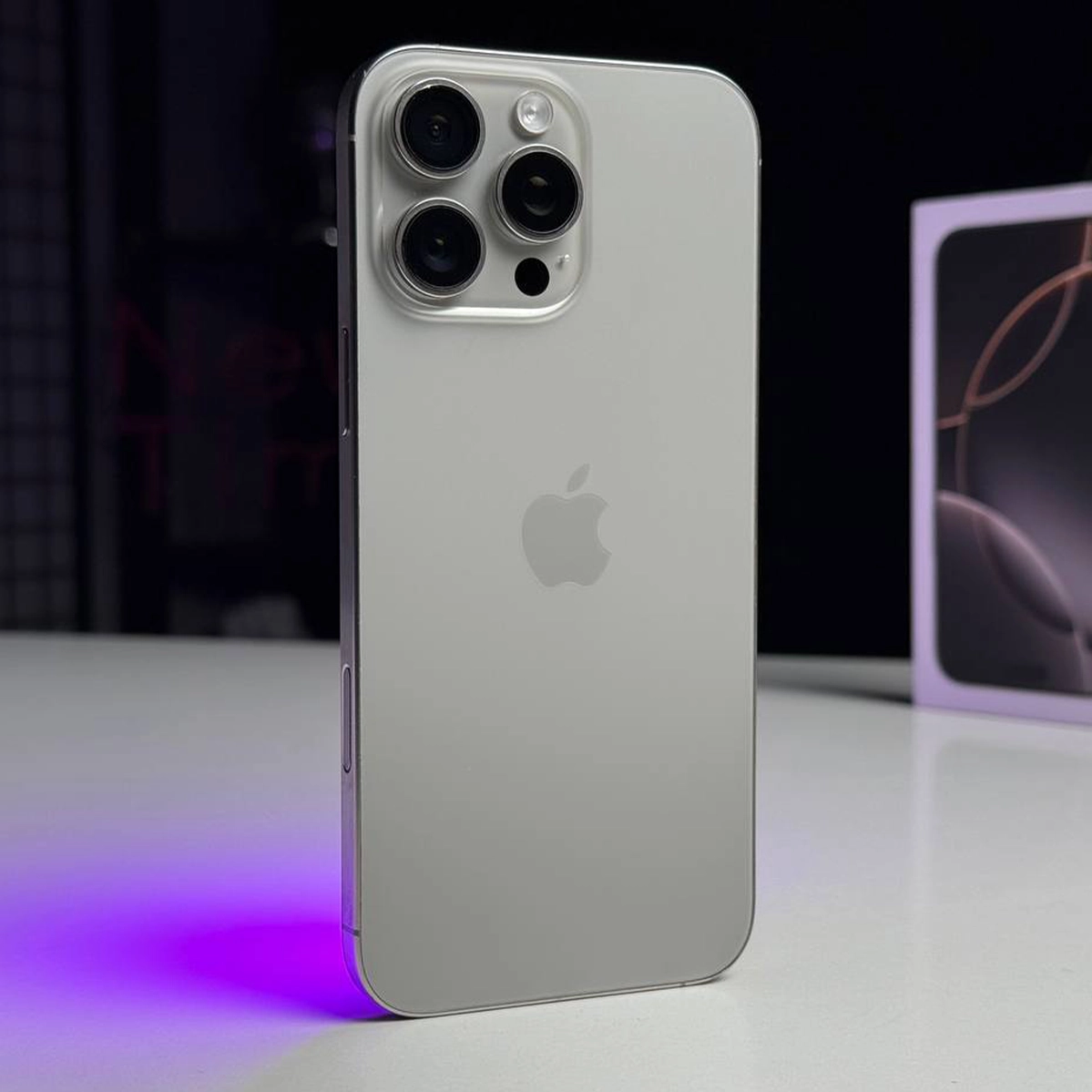 ВЖИВАНИЙ Б/У Apple iPhone 16 Pro Max 512GB Natural Titanium (MYX33) - Состояние: хороший | Аккумулятор: 93% | Комплектация: полный | Гарантія: 3 мес.