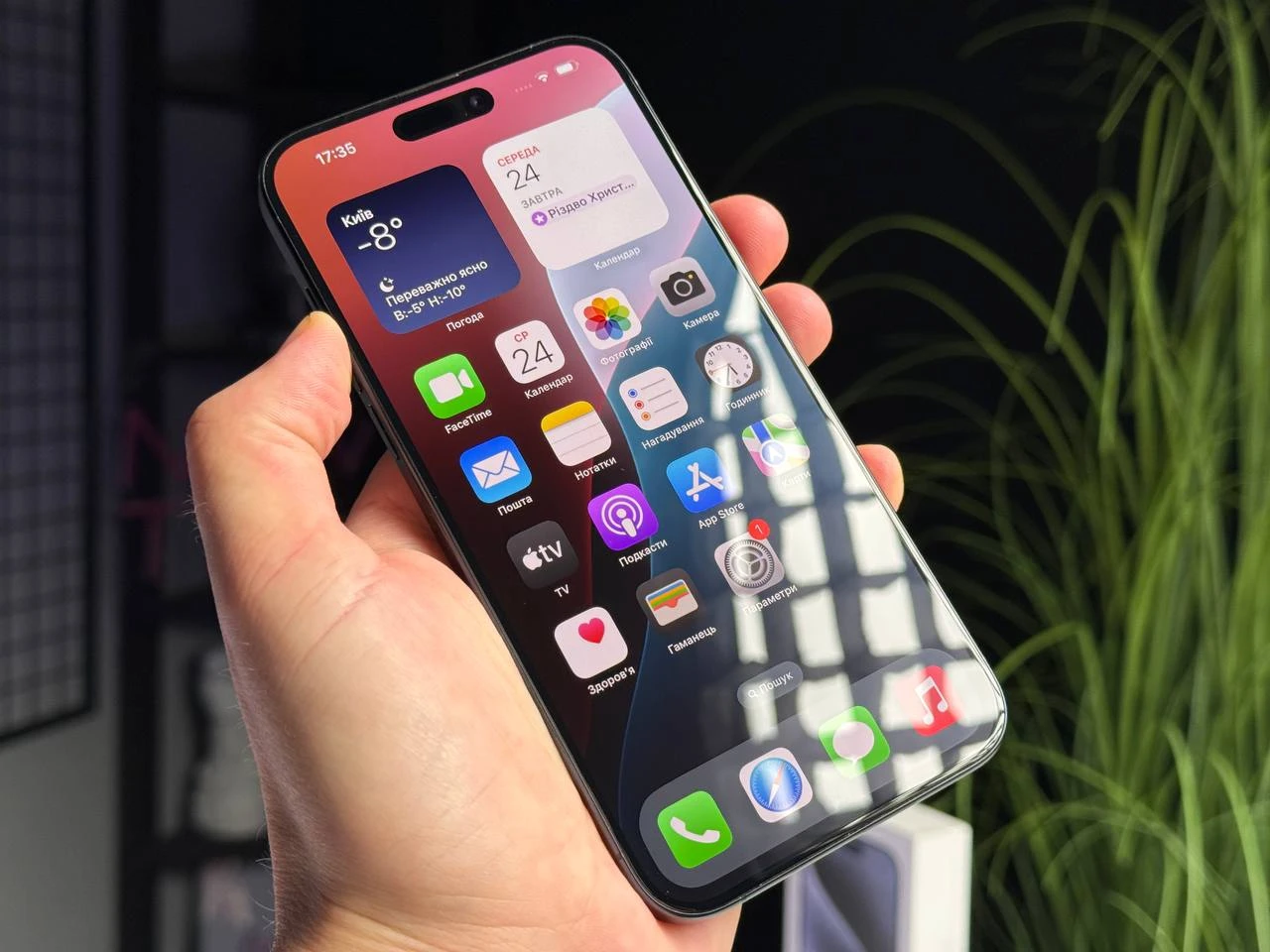 ВЖИВАНИЙ Б/У Apple iPhone 15 Pro Max 256GB Blue Titanium (MU7A3) - Состояние: хороший | Аккумулятор: 88% | Комплектация: полный | Гарантія: 3 мес.