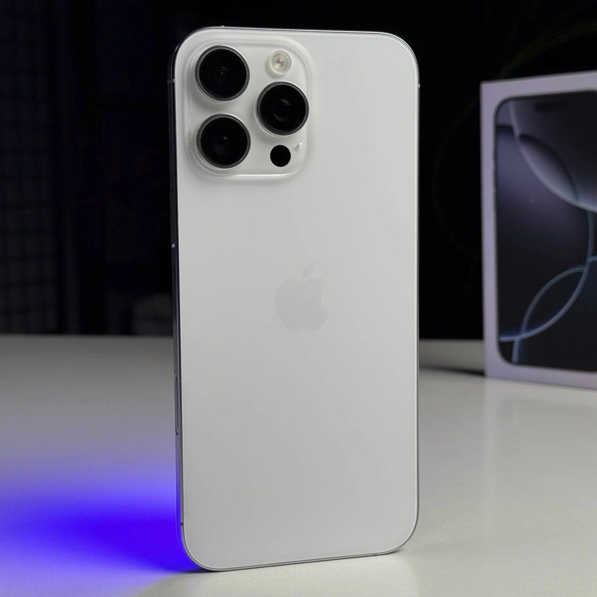 ВЖИВАНИЙ Б/У Apple iPhone 16 Pro Max 256GB White Titanium (MYWW3) - Состояние: идеальный | Аккумулятор: 95% | Комплектация: полный | Гарантія: 3 мес.