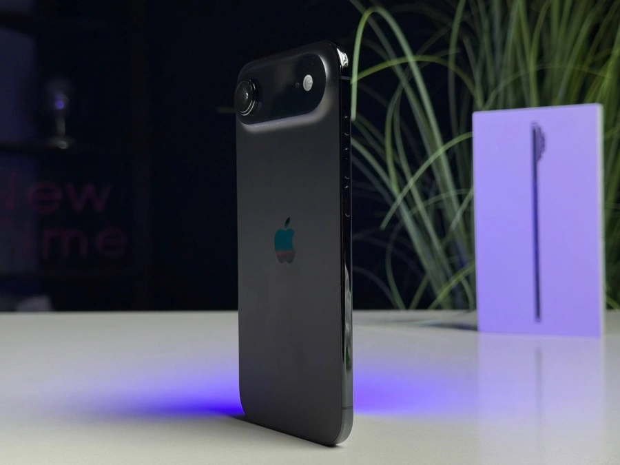 ВЖИВАНИЙ Б/У Apple iPhone Air 256GB Space Black (MG2L4, MG184, MG274) - Стан: задовільний | Акумулятор: 100% | Комплектація: повний | Гарантія: 3 міс.