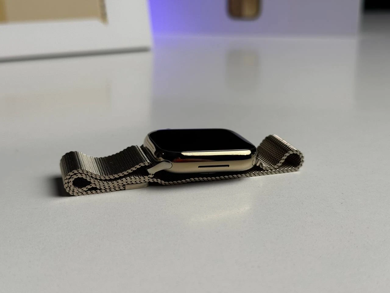 ВЖИВАНИЙ Б/У Apple Watch Series 9 GPS + Cellular 41mm Gold Stainless Steel Case with Gold Milanese Loop (MRJ73) - Состояние: идеальный | Аккумулятор: 88% | Комплектация: полный | Гарантія: 3 мес.