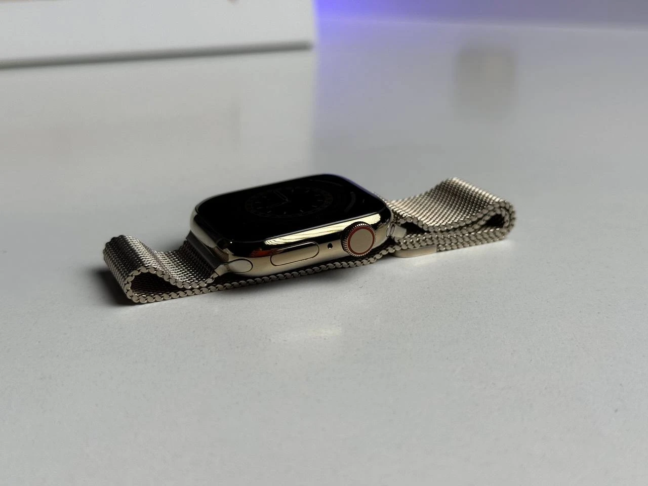 ВЖИВАНИЙ Б/У Apple Watch Series 9 GPS + Cellular 41mm Gold Stainless Steel Case with Gold Milanese Loop (MRJ73) - Состояние: идеальный | Аккумулятор: 88% | Комплектация: полный | Гарантія: 3 мес.