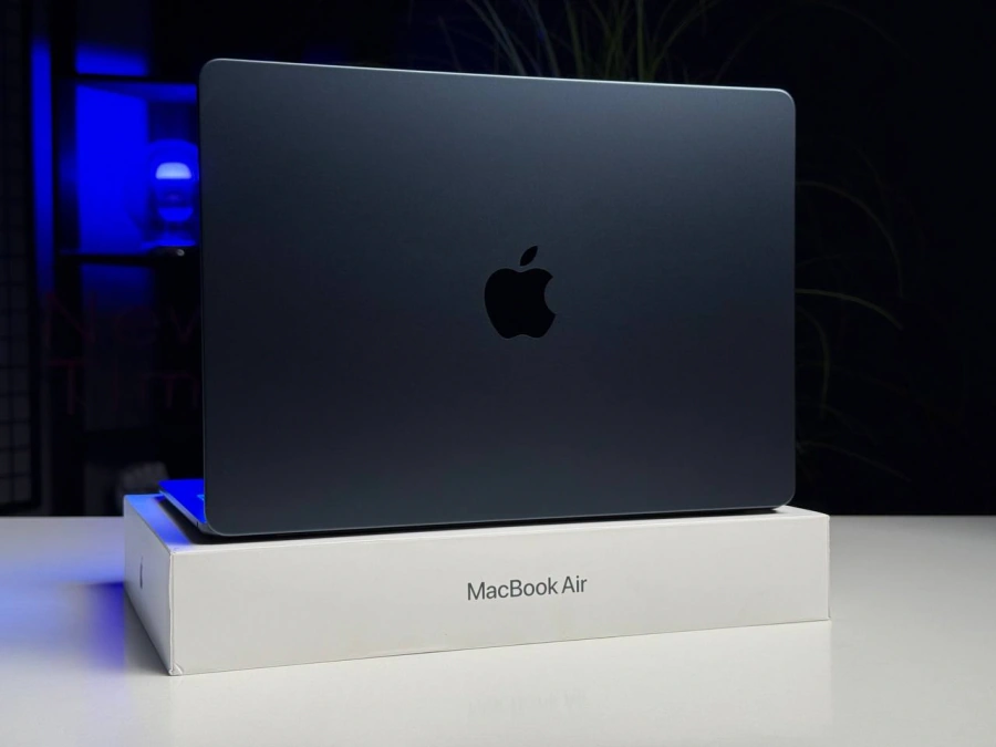 ВЖИВАНИЙ Б/У MacBook Air 13" 2025 M4/10CPU/10GPU/32GB/1TB Midnight (Z1CX000RX) - Стан: ідеальний | Акумулятор: 100% | Комплектація: повний | Гарантія: 3 міс.