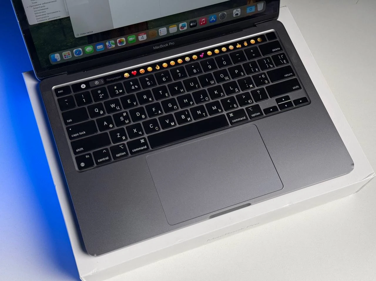ВЖИВАНИЙ Б/У MacBook Pro 13" Space Gray (MYD82) 2020 - Состояние: удовлетворительный | Аккумулятор: 87% | Комплектация: полный | Гарантія: 3 мес.