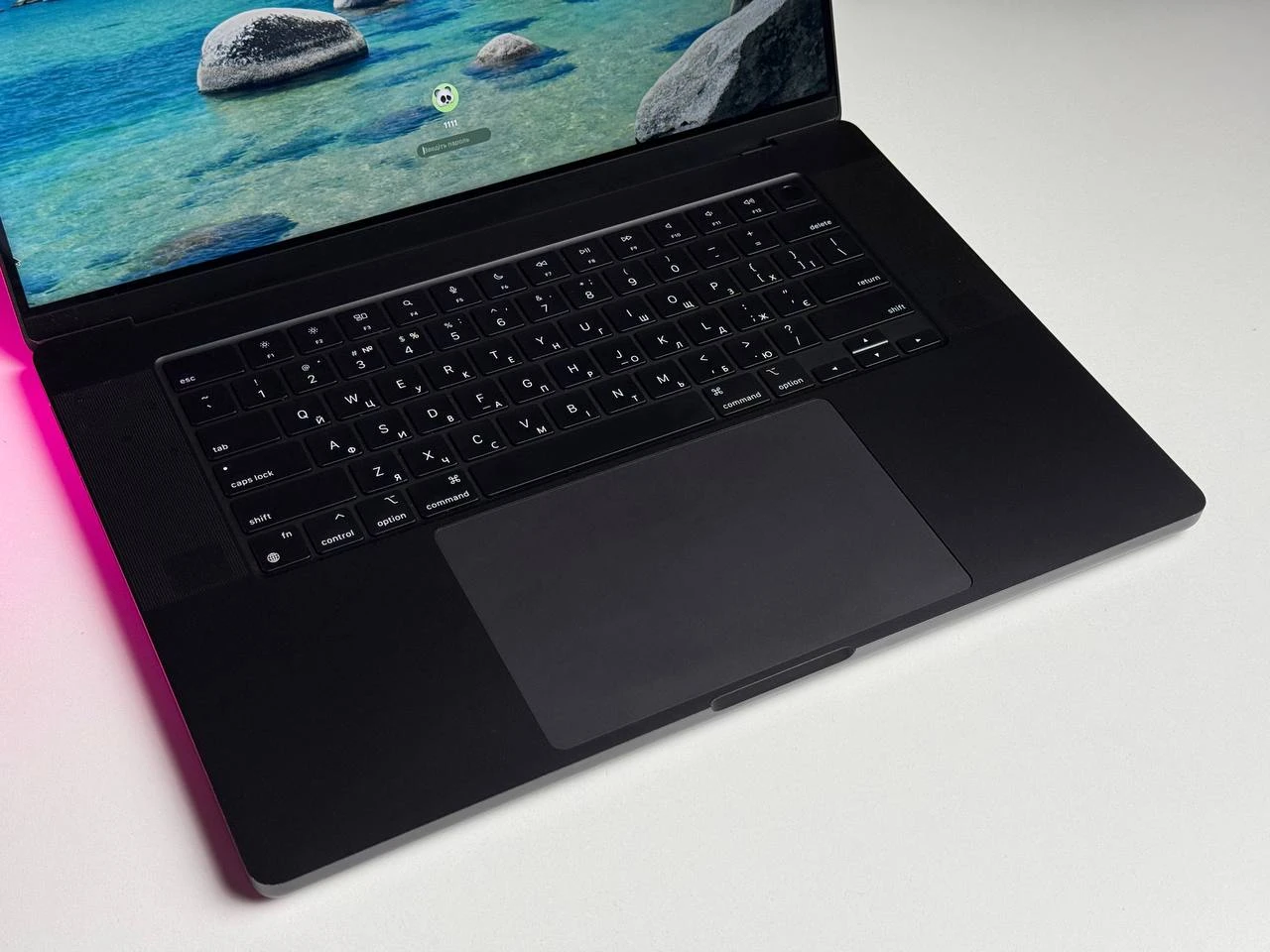 ВЖИВАНИЙ Б/У MacBook Pro 16" M3 Max/14CPU/30GPU/36GB/1TB Space Black 2023 (MRW33) - Стан: гарний | Акумулятор: 99% | Комплектація: повний, без коробки | Гарантія: 3 міс.