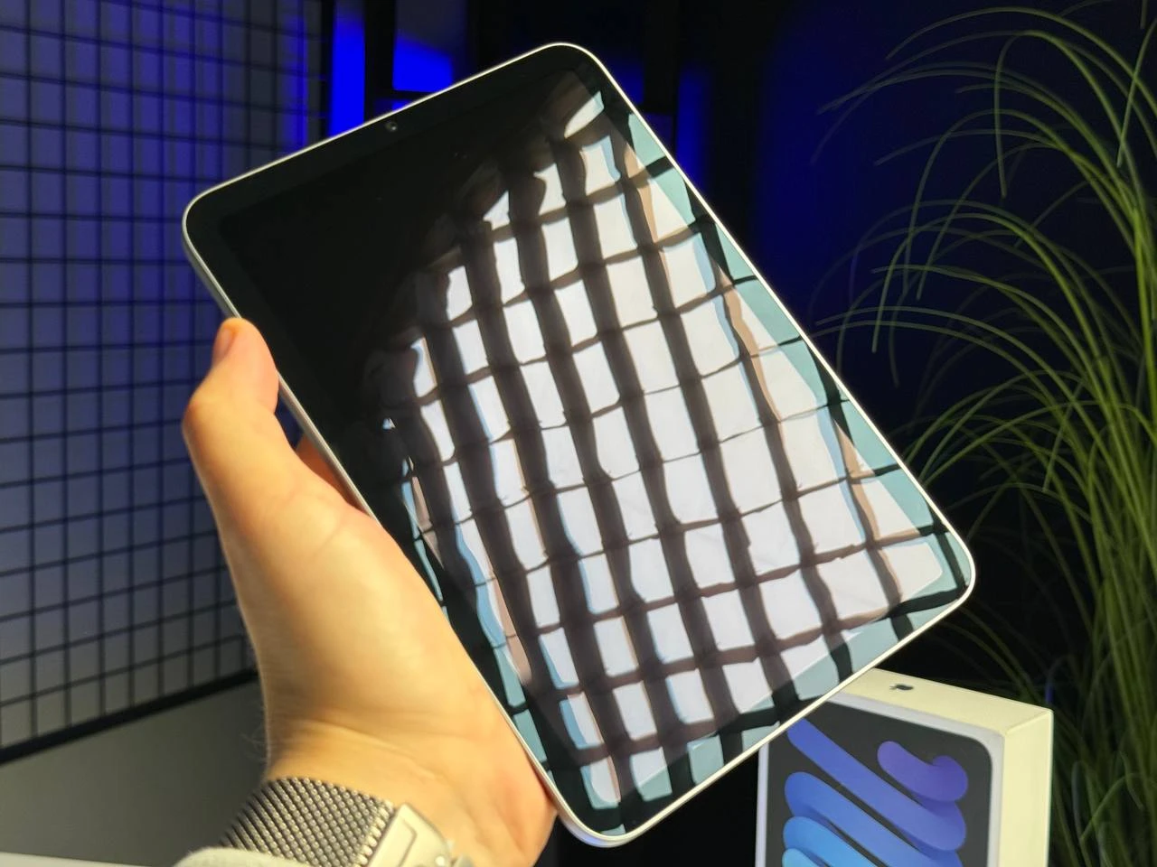 ВЖИВАНИЙ Б/У Планшет Apple iPad mini 7 Wi-Fi 128GB Space Gray (MXN63) - Стан: гарний | Акумулятор: 100% | Комплектація: повний | Гарантія: 3 міс.