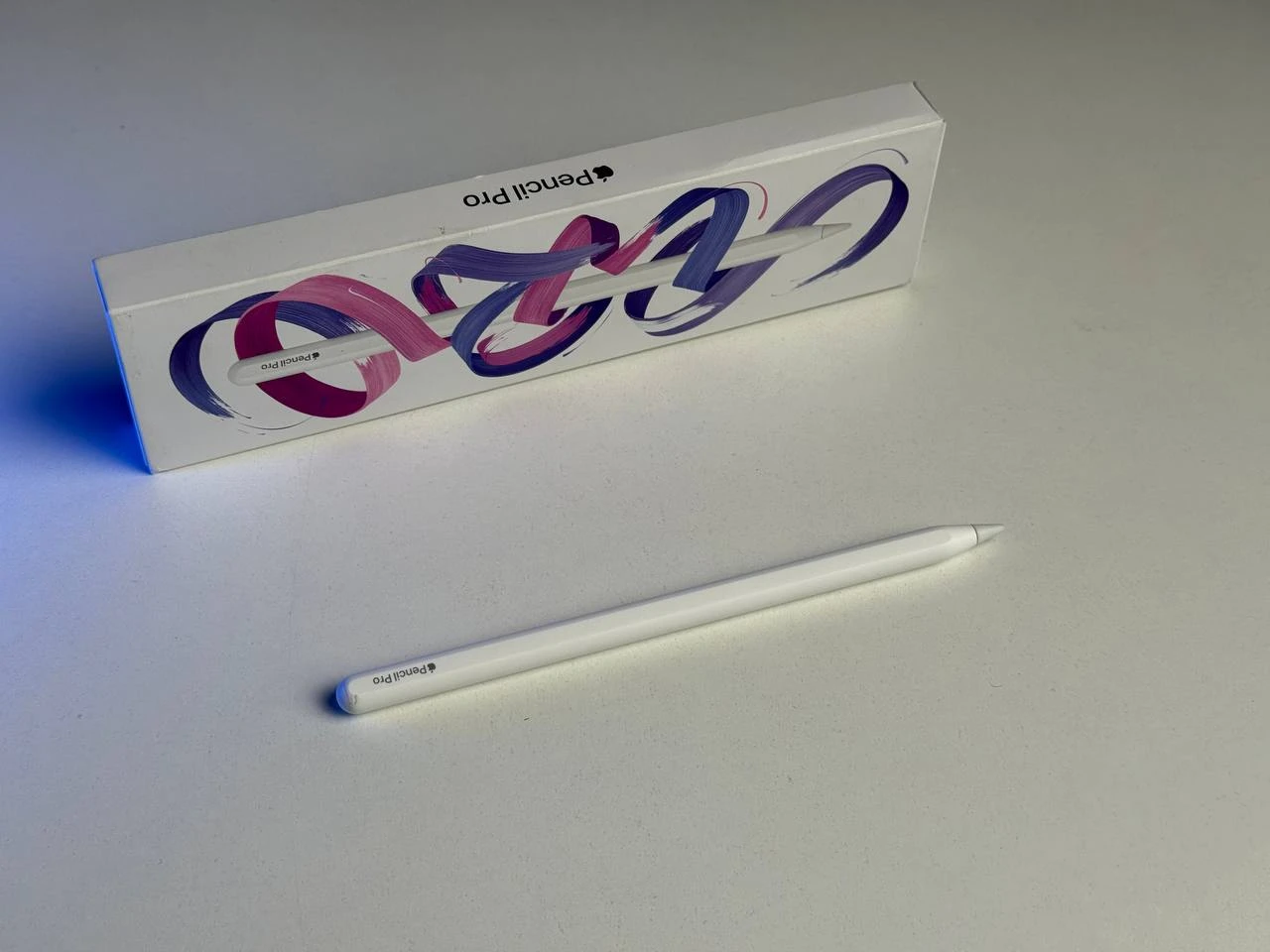 ВЖИВАНИЙ Б/У Стилус Apple Pencil Pro (MX2D3) - Стан: гарний | Акумулятор: 100% | Комплектація: повний | Гарантія: 3 міс.