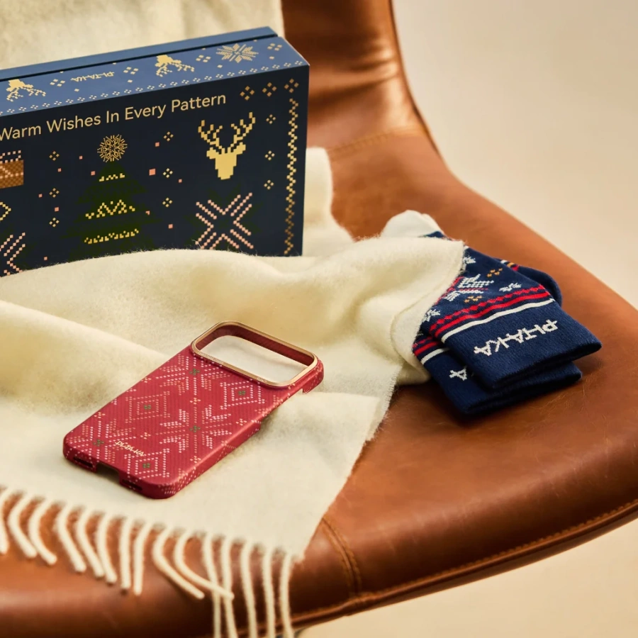 Чехол Pitaka Ultra-Slim Case with PitaTap [Threads of Winter] for iPhone 17 Pro Max - Scarlett (TWC202502)