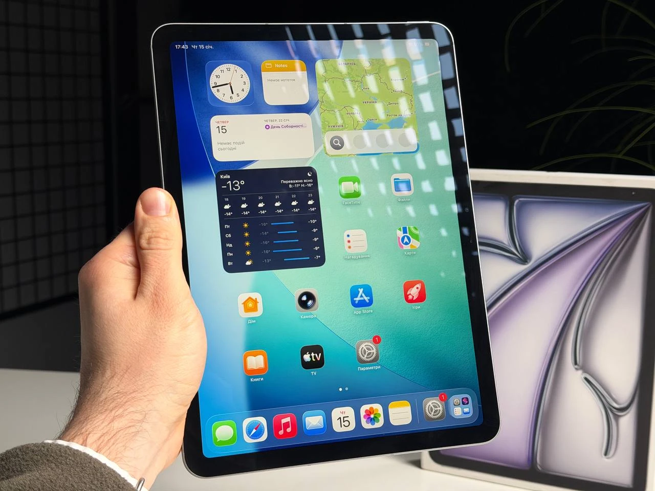 OPEN BOX Apple iPad Air 11'' M3 2025 Wi-Fi + Cellular 256GB Space Gray (MCG04) - Состояние: хороший | Аккумулятор: 100% | Комплектация: полный | Гарантия: 6 мес.