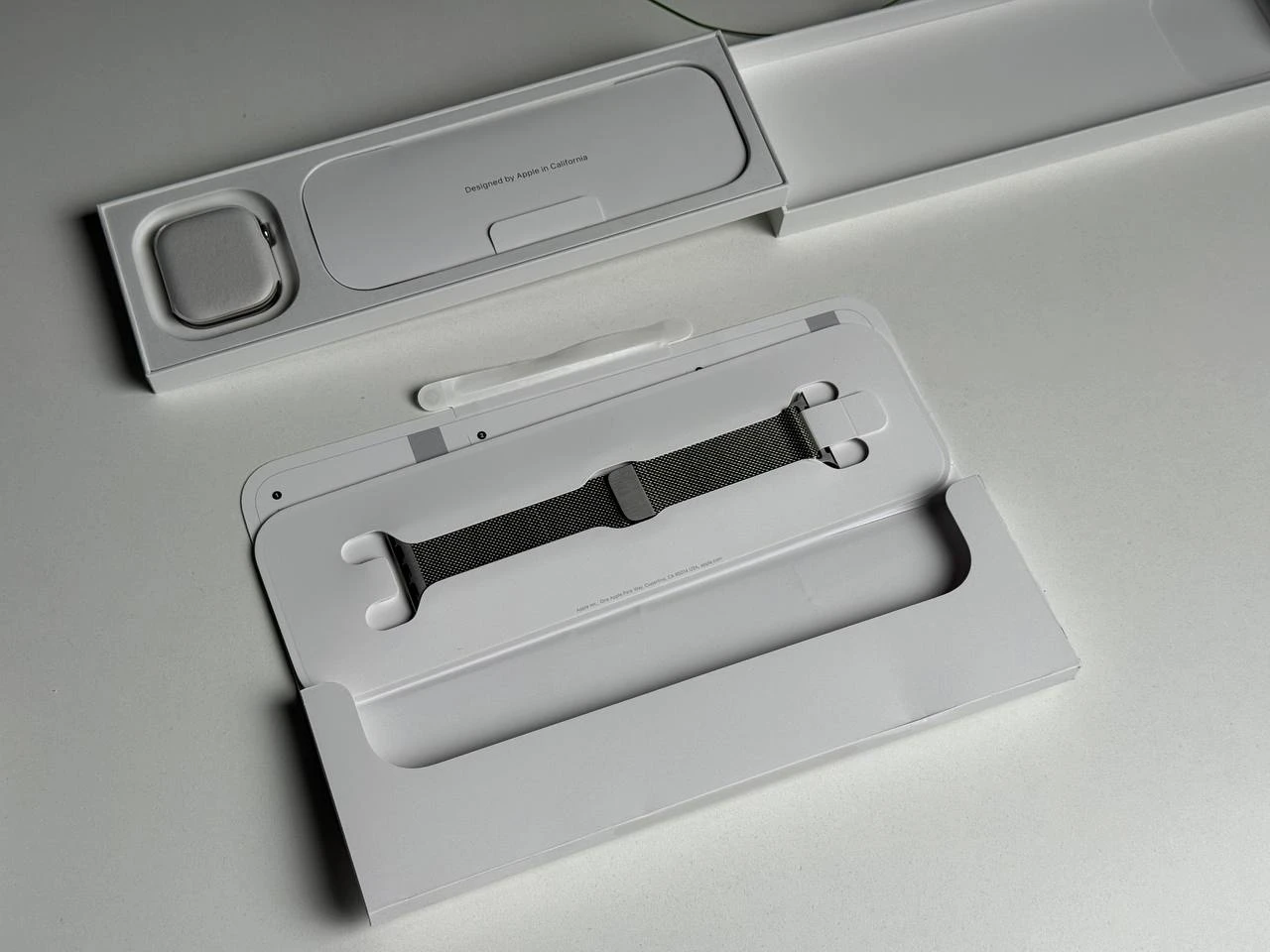 OPEN BOX Apple Watch Series 11 GPS + Cellular 42mm Natural Titanium Case with Natural Milanese Loop (MF8P4) - Состояние: идеальное | Аккумулятор: 100% | Комплектация: полный | Гарантия: 12 мес.