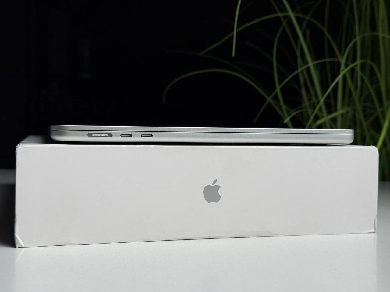 OPEN BOX MacBook Air 15" 2025 M4/10CPU/10GPU/24GB/512GB Silver (MC6J4) - Состояние: идеальное | Аккумулятор: 100% | Комплектация: полный | Гарантия: 3 мес.