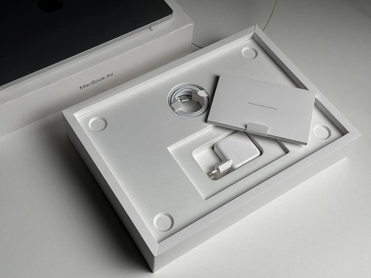 OPEN BOX MacBook Air 15" 2025 M4/10CPU/10GPU/24GB/512GB Silver (MC6J4) - Состояние: идеальное | Аккумулятор: 100% | Комплектация: полный | Гарантия: 3 мес.