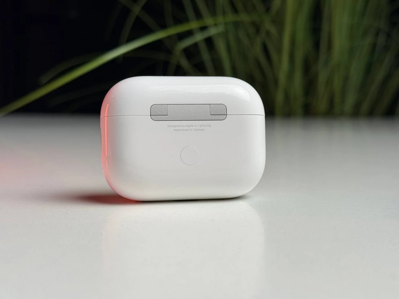 ВІТРИННІ Навушники Apple AirPods Pro 2 with MagSafe Charging Case USB‑C (MTJV3) - Стан: гарний | Акумулятор: 100% | Комплектація: AirPods | Гарантія: 3 міс.