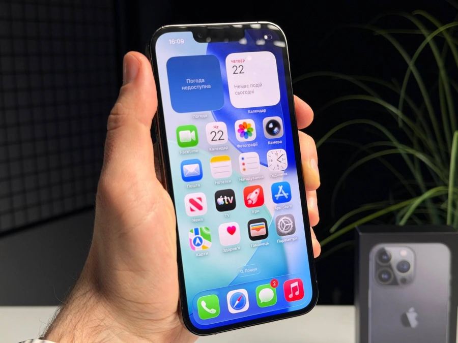 ВЖИВАНИЙ Б/У Apple iPhone 13 Pro 256GB Graphite (MLTW3, MLVE3) - Стан: гарний | Акумулятор: 100% | Комплектація: повний | Гарантія: 3 міс.