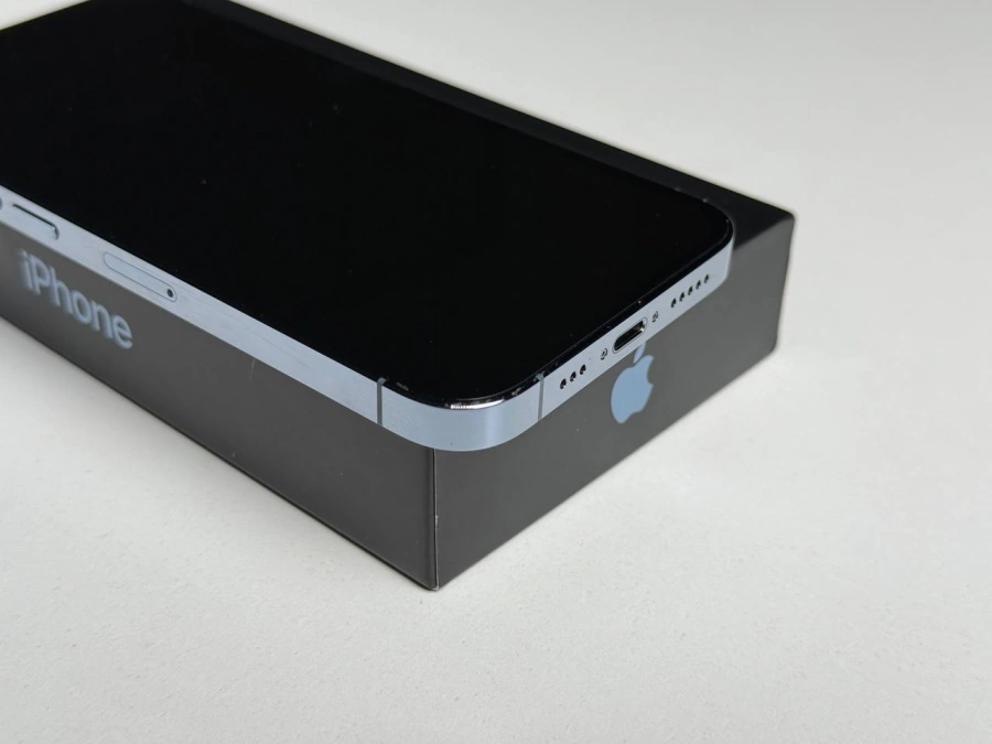 ВЖИВАНИЙ Б/У Apple iPhone 13 Pro 256GB Sierra Blue (MLU03, MLVP3) - Стан: гарний | Акумулятор: 100% | Комплектація: повний | Гарантія: 3 міс.