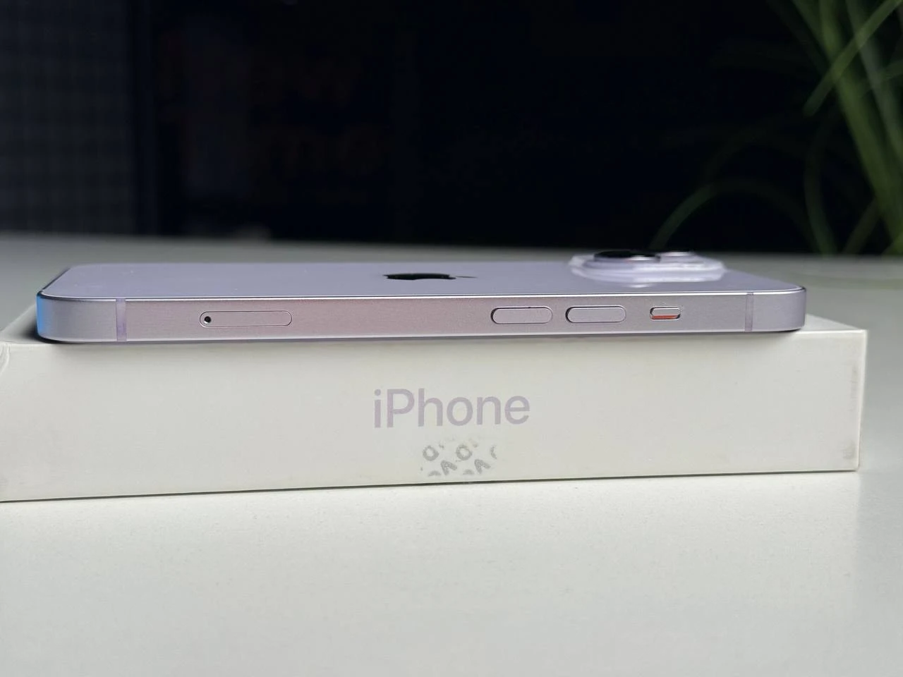 ВЖИВАНИЙ Б/У Apple iPhone 14 128GB Purple (MPV03) - Состояние: идеальное | Аккумулятор: 87% | Комплектация: полный | Гарантия: 3 мес.