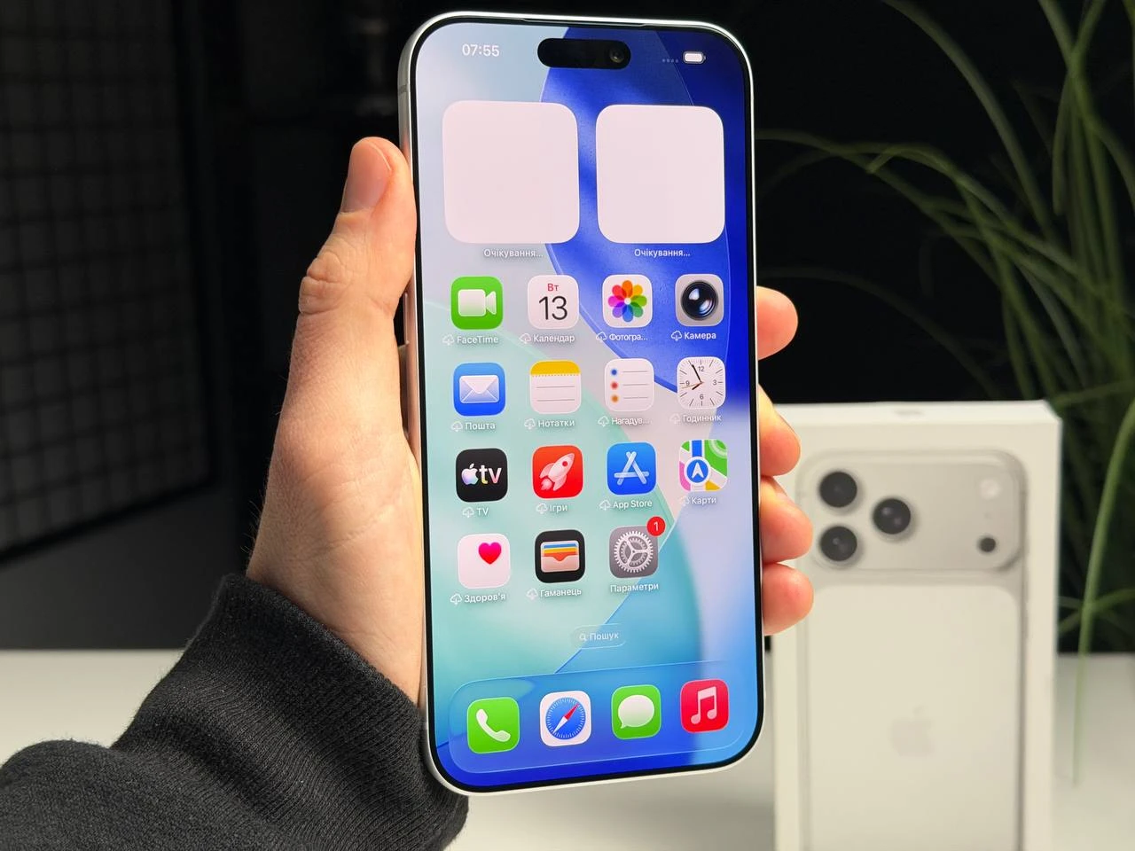 ВЖИВАНИЙ Б/У Apple iPhone 17 Pro Max 512GB Silver (MFYQ4) - Стан: гарний | Акумулятор: 100% | Комплектація: повний | Гарантія: 6 міс.