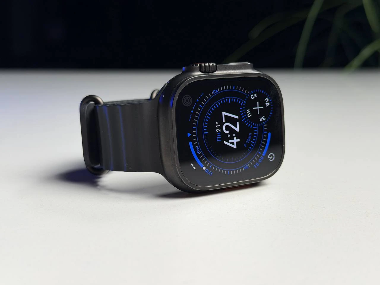 ВЖИВАНИЙ Б/У Apple Watch Ultra 3 GPS + Cellular 49mm Black Titanium Case with Black Ocean Band (MF0J4) - Состояние: хороший | Аккумулятор: 100% | Комплектация: часы, зарядка | Гарантия: 3 мес.