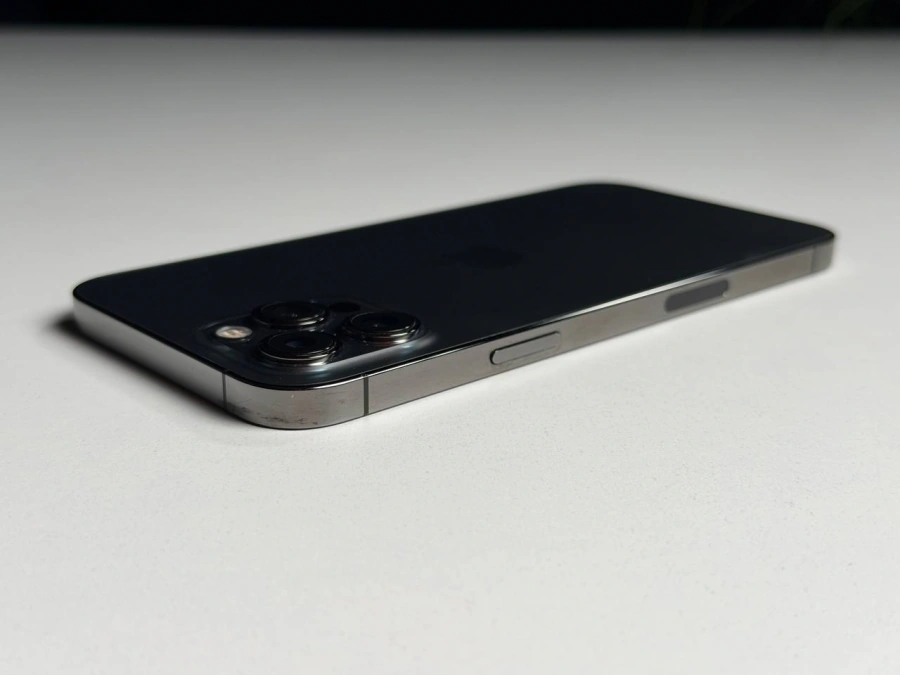 ВЖИВАНИЙ Б/У Apple iPhone 12 Pro Max 256GB Graphite (MGCK3, MGDC3) - Стан: гарний | Акумулятор: 100% | Комплектація: повний | Гарантія: 3 міс.