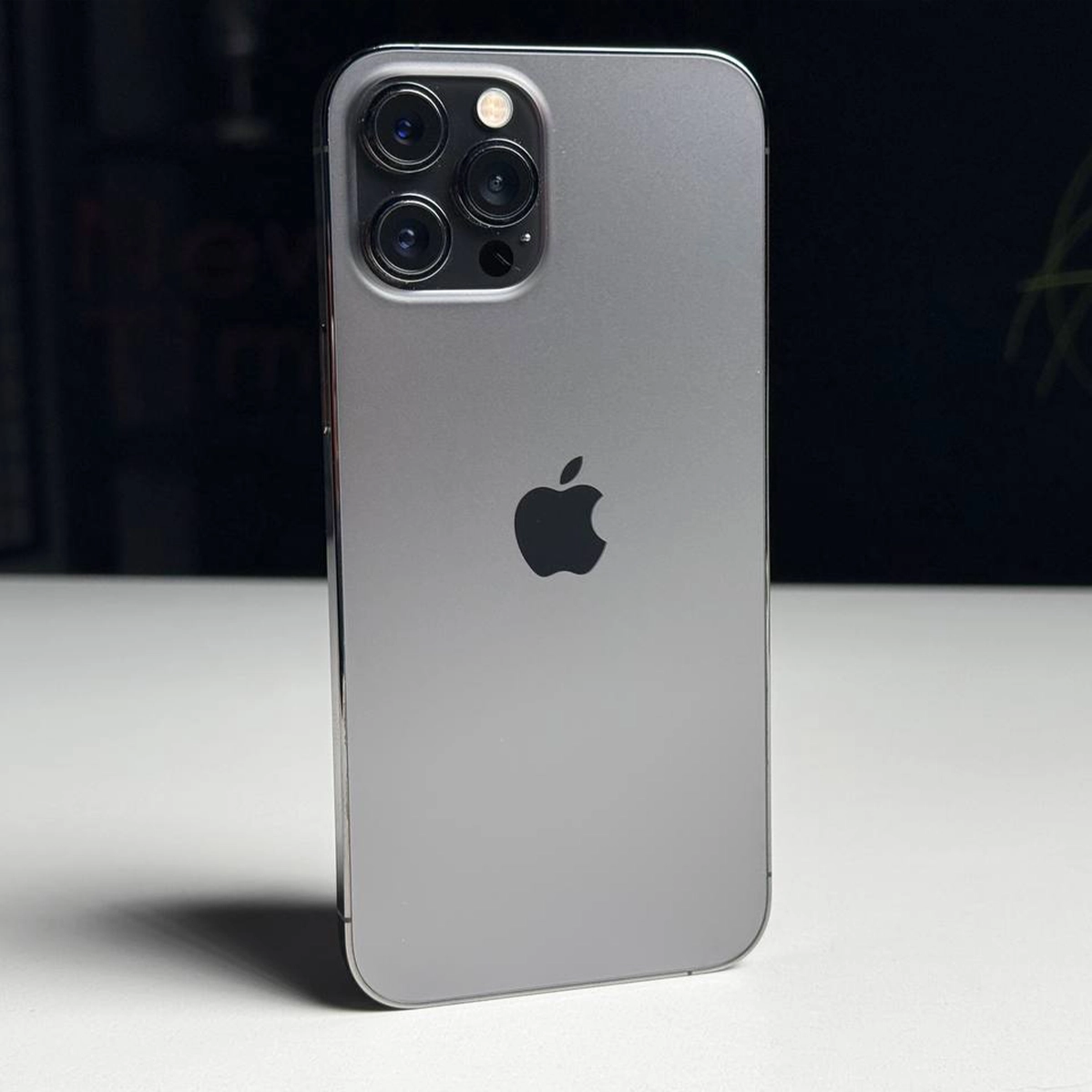 ВЖИВАНИЙ Б/У Apple iPhone 12 Pro Max 512GB Graphite (MGCP3, MGDG3) - Стан: гарний | Акумулятор: 100% | Комплектація: iPhone, кабель | Гарантія: 3 міс.