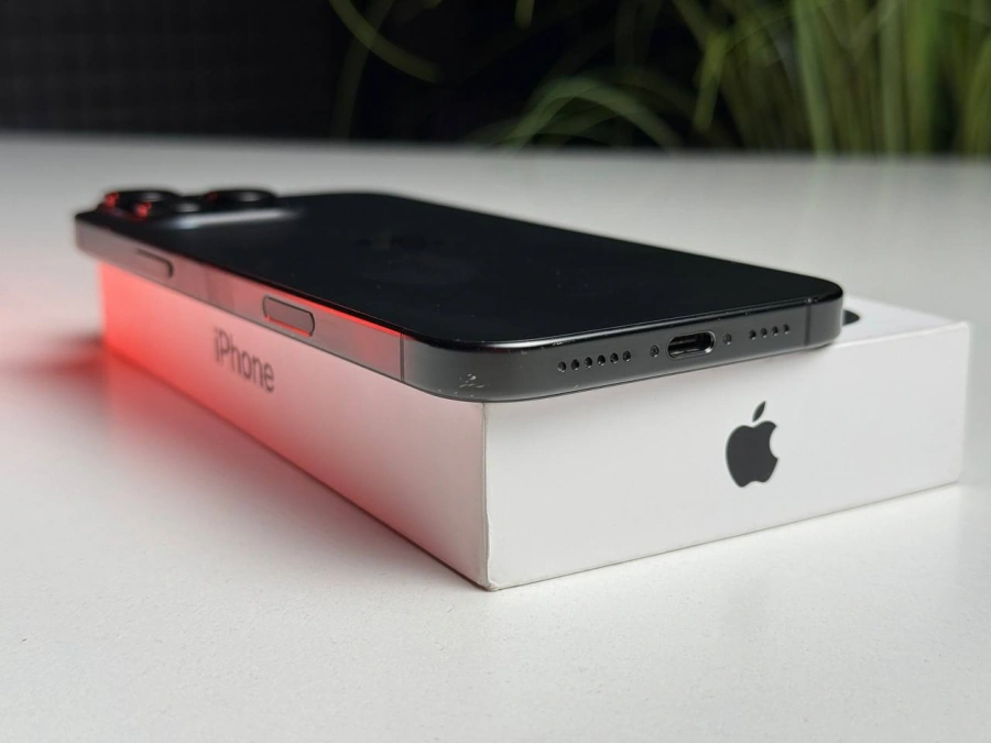 MDM Apple iPhone 16 Pro Max 512GB Black Titanium (MYX03) - Стан: гарний | Акумулятор: 96% | Комплектація: повний | Гарантія: 3 міс.