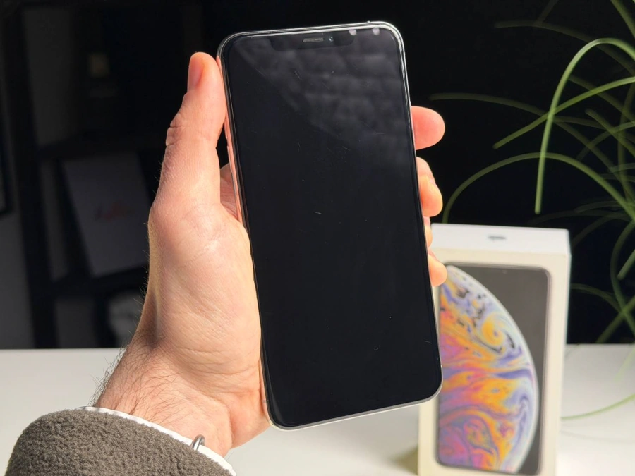 ВЖИВАНИЙ Б/У Apple iPhone XS Max 256GB Silver (MT542) - Стан: гарний | Акумулятор: 100% | Комплектація: повний | Гарантія: 3 міс.