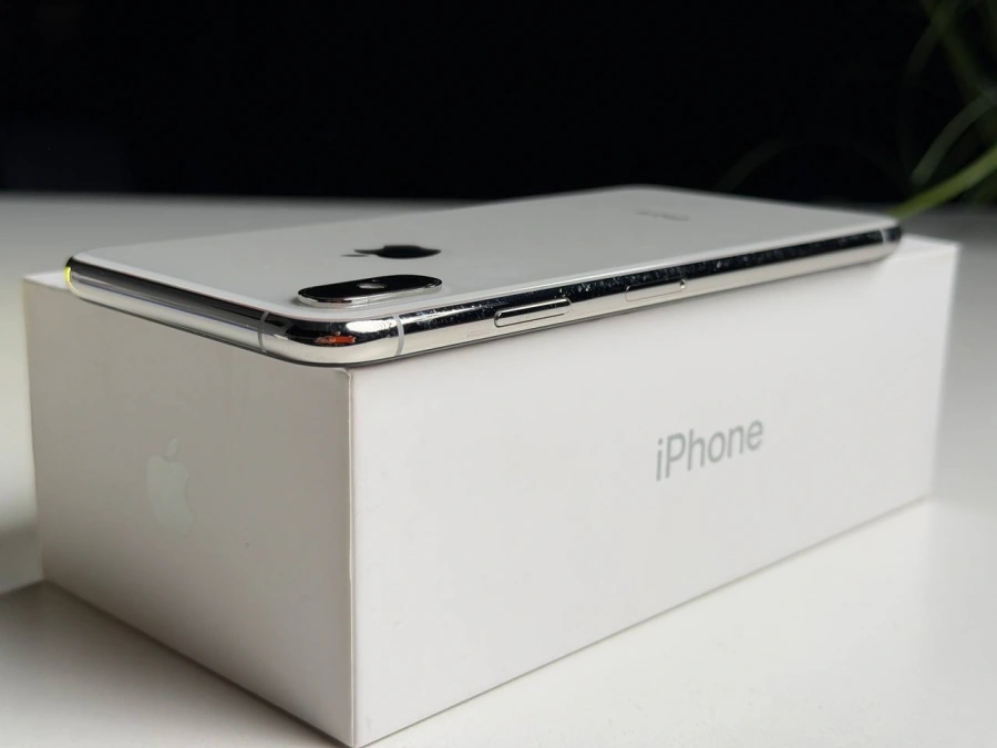 ВЖИВАНИЙ Б/У Apple iPhone XS Max 256GB Silver (MT542) - Стан: гарний | Акумулятор: 100% | Комплектація: повний | Гарантія: 3 міс.