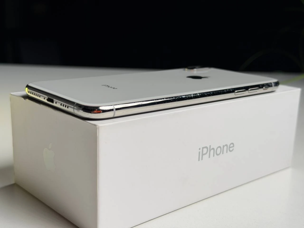 ВЖИВАНИЙ Б/У Apple iPhone XS Max 256GB Silver (MT542) - Состояние: хороший | Аккумулятор: 100% | Комплектация: полный | Гарантия: 3 мес.