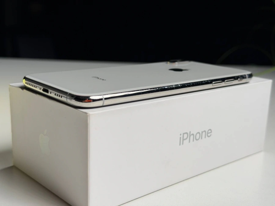 ВЖИВАНИЙ Б/У Apple iPhone XS Max 256GB Silver (MT542) - Стан: гарний | Акумулятор: 100% | Комплектація: повний | Гарантія: 3 міс.