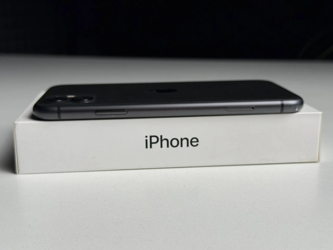 ВЖИВАНИЙ Б/У Apple iPhone 11 128GB Black (MWLE2) - Состояние: удовлетворительный | Аккумулятор: 100% | Комплектация: полный | Гарантия: 3 мес.