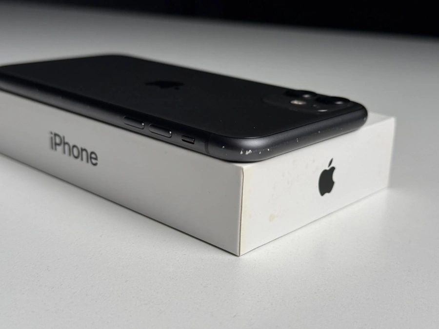 ВЖИВАНИЙ Б/У Apple iPhone 11 128GB Black (MWLE2) - Стан: задовільний | Акумулятор: 100% | Комплектація: повний | Гарантія: 3 міс.