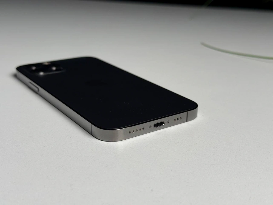 ВЖИВАНИЙ Б/У Apple iPhone 12 Pro Dual Sim 128GB Graphite (MGL93) - Стан: задовільний | Акумулятор: 87% | Комплектація: повний | Гарантія: 3 міс.