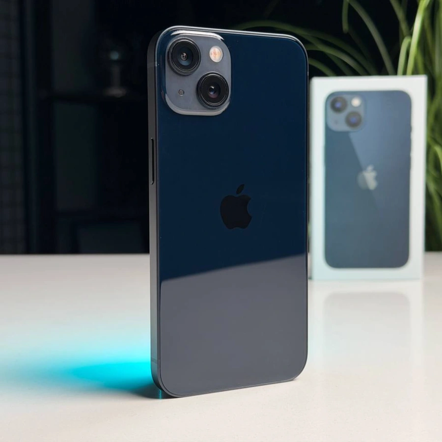 ВЖИВАНИЙ Б/У Apple iPhone 13 128GB Midnight (MLML3, MLPF3) - Стан: гарний | Акумулятор: 100% | Комплектація: повний | Гарантія: 3 міс.