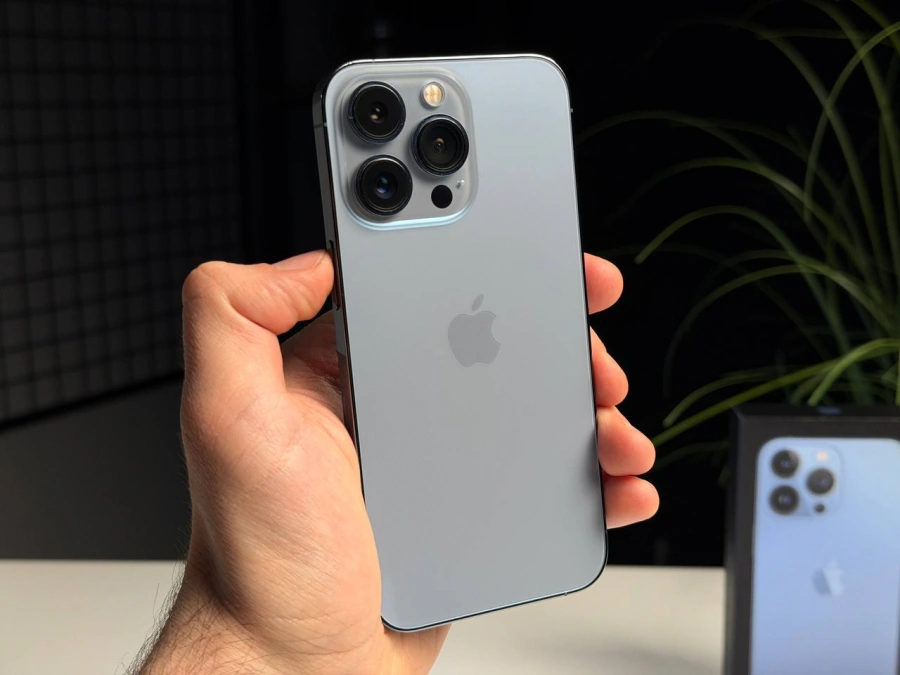 ВЖИВАНИЙ Б/У Apple iPhone 13 Pro 256GB Sierra Blue (MLU03, MLVP3) - Стан: гарний | Акумулятор: 100% | Комплектація: повний | Гарантія: 3 міс.