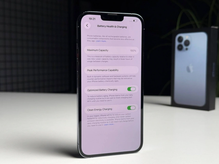 ВЖИВАНИЙ Б/У Apple iPhone 13 Pro Max 256GB Sierra Blue (MLKV3, MLLE3) - Стан: гарний | Акумулятор: 100% | Комплектація: повний | Гарантія: 3 міс.