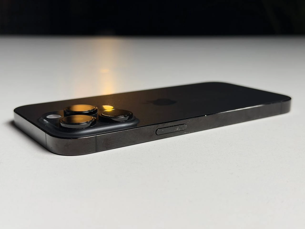 ВЖИВАНИЙ Б/У Apple iPhone 14 Pro 128GB Space Black (MPXV3) - Стан: гарний | Акумулятор: 100% | Комплектація: iPhone, кабель | Гарантія: 3 міс.