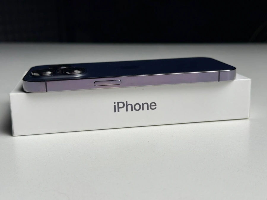 ВЖИВАНИЙ Б/У Apple iPhone 14 Pro 256GB Deep Purple (MQ1F3) - Стан: гарний | Акумулятор: 100% | Комплектація: повний | Гарантія: 3 міс.