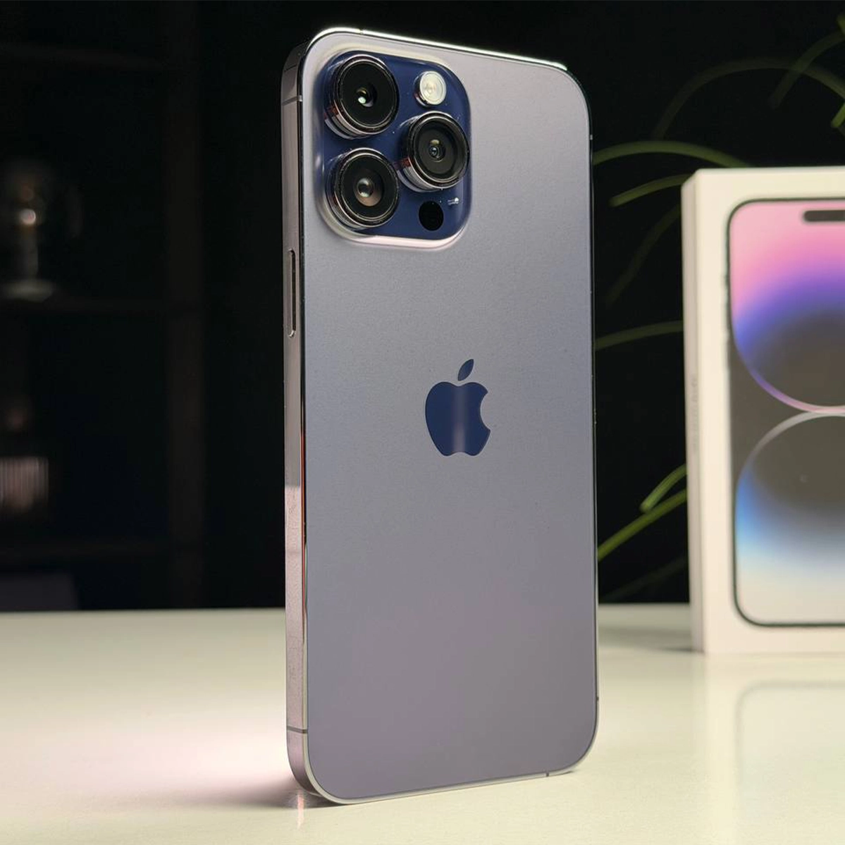 ВЖИВАНИЙ Б/У Apple iPhone 14 Pro Max 256GB Deep Purple (MQ9X3) - Состояние: хороший | Аккумулятор: 87% | Комплектация: полный | Гарантия: 3 мес.