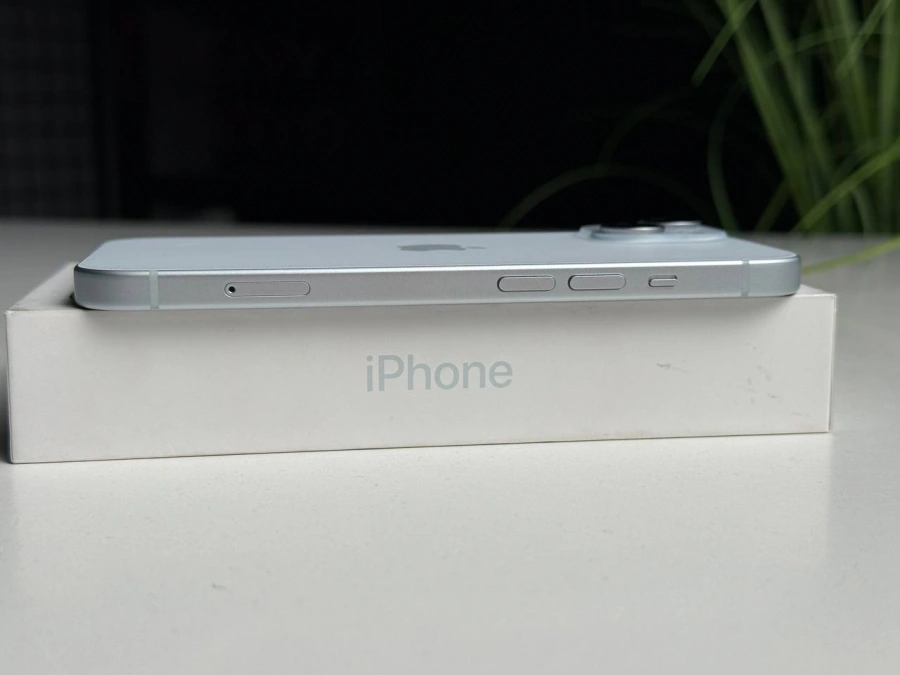 ВЖИВАНИЙ Б/У Apple iPhone 15 128GB Blue (MTP43) - Состояние: хороший | Аккумулятор: 86% | Комплектация: полный | Гарантія: 3 мес.