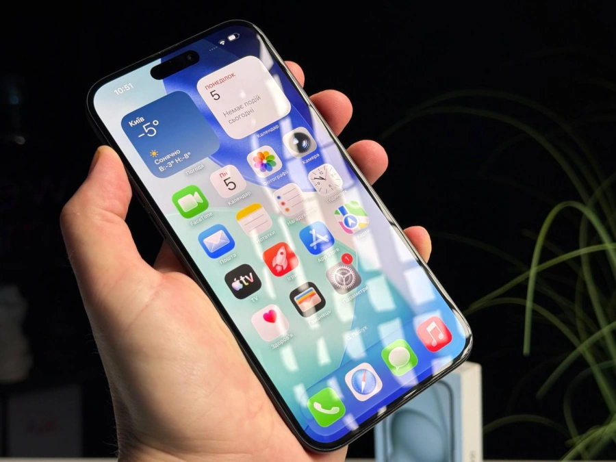 ВЖИВАНИЙ Б/У Apple iPhone 15 Plus 128GB Black (MU0Y3) - Стан: гарний | Акумулятор: 90% | Комплектація: повний | Гарантія: 3 міс.